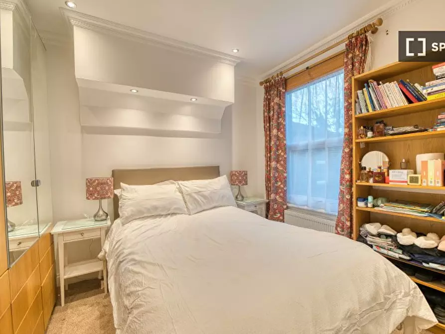 Immagine 11 di Appartamento in affitto  in Spruce Hills Rd a Walthamstow