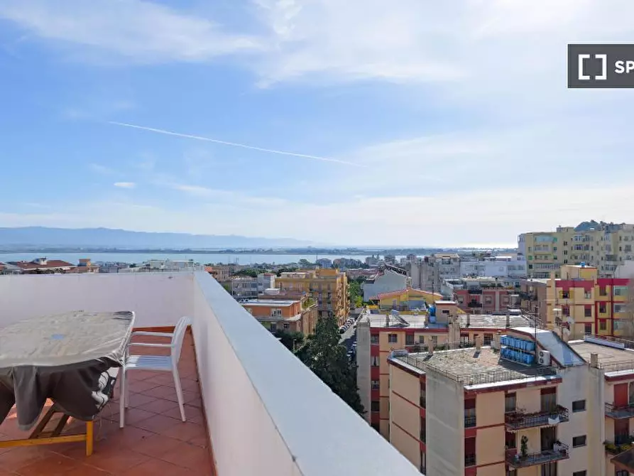 Immagine 17 di Camera condivisa in affitto  in Goldoni a Cagliari