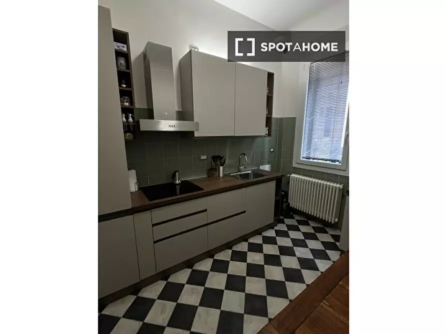 Immagine 6 di Appartamento in affitto  in Via Renato Tega a Bologna