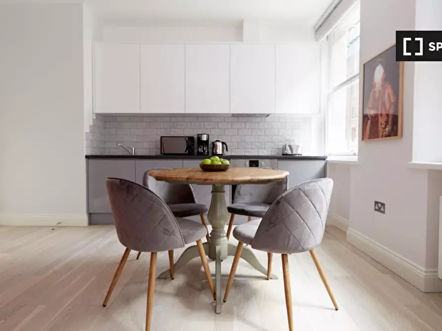 Immagine 4 di Appartamento in affitto  in Virginia House a Camden Town