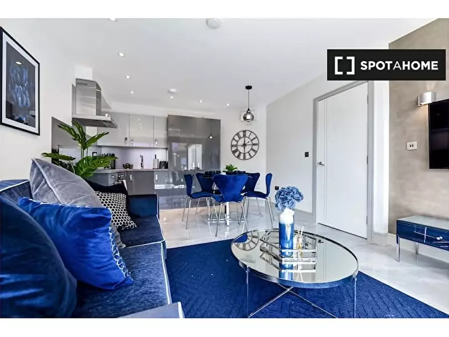 Immagine 4 di Appartamento in affitto  in Flat Goldman House - 122 Wembley Park drive HA9 8HP a Brent