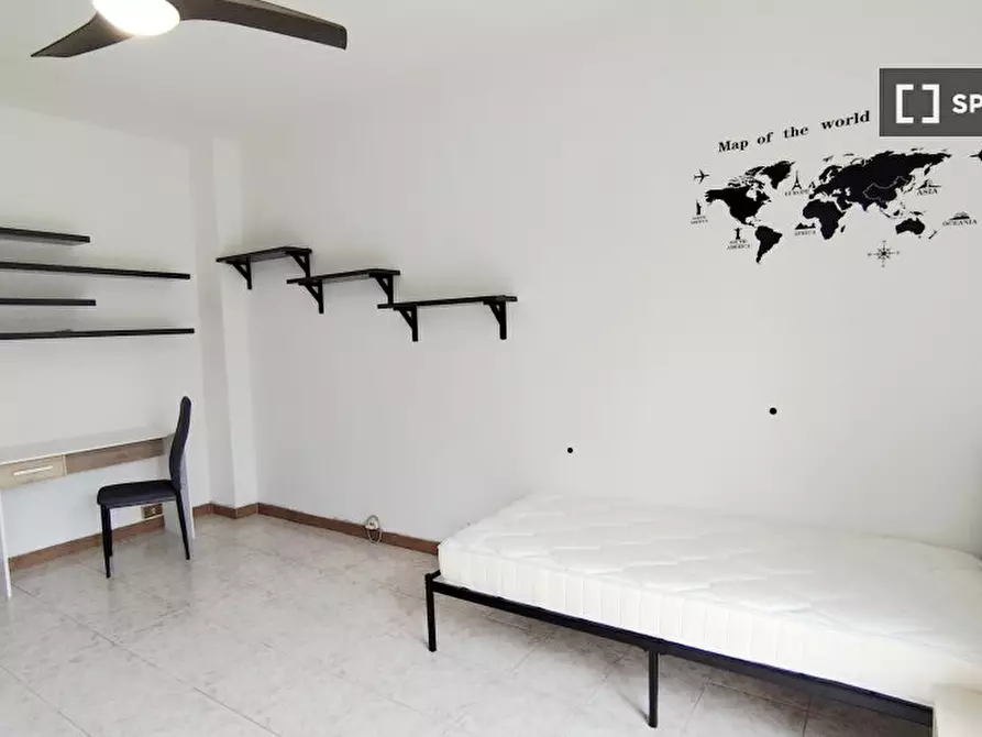 Immagine 5 di Camera condivisa in affitto  in Via S. Vigilio a Milano