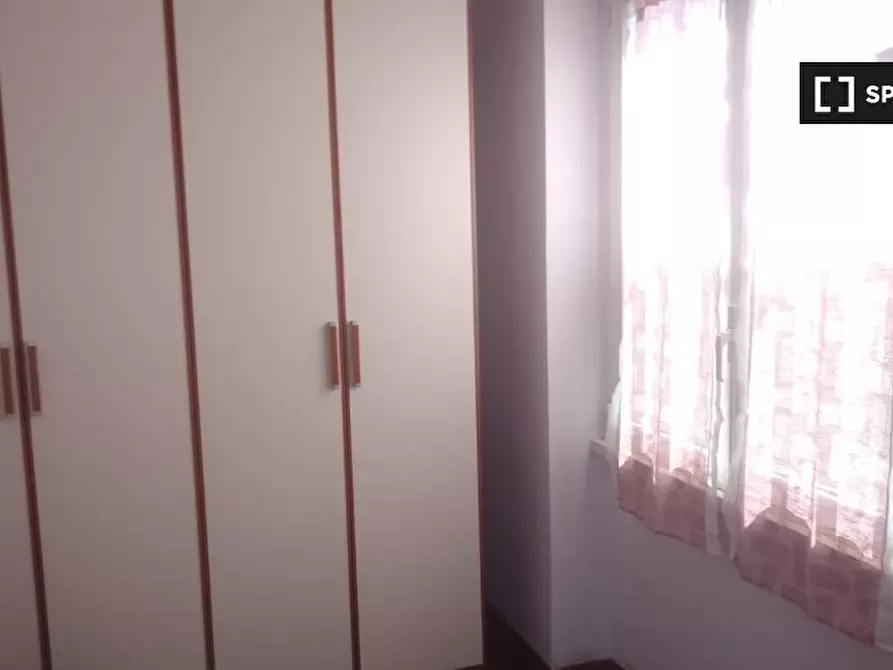 Immagine 6 di Camera condivisa in affitto  in Viale dei Quattro Venti a Roma