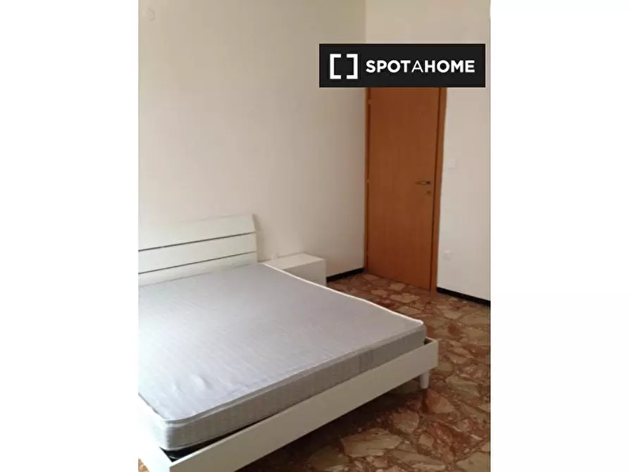 Immagine 11 di Camera condivisa in affitto  in Via Stalingrado/7, 40128 Bologna BO, Italy a Bologna