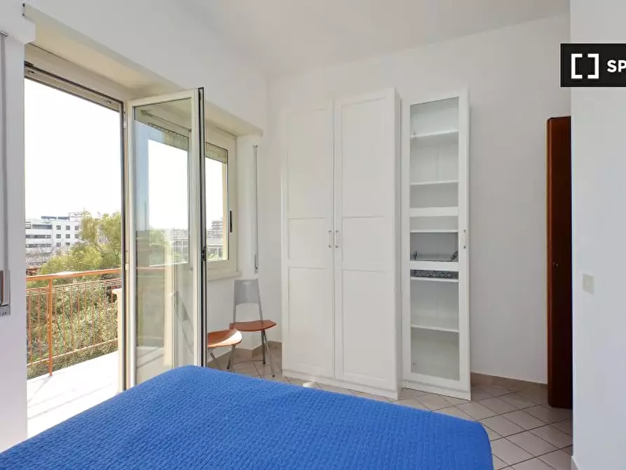 Immagine 5 di Appartamento in affitto  in Via Albert Einstein a Roma