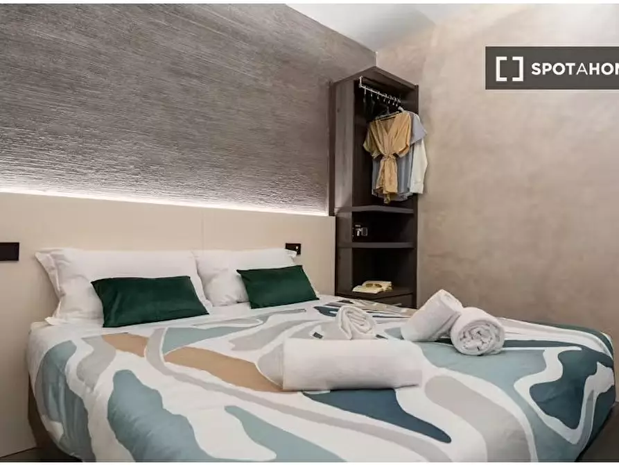 Immagine 1 di Camera condivisa in affitto  in Via Faenza a Firenze