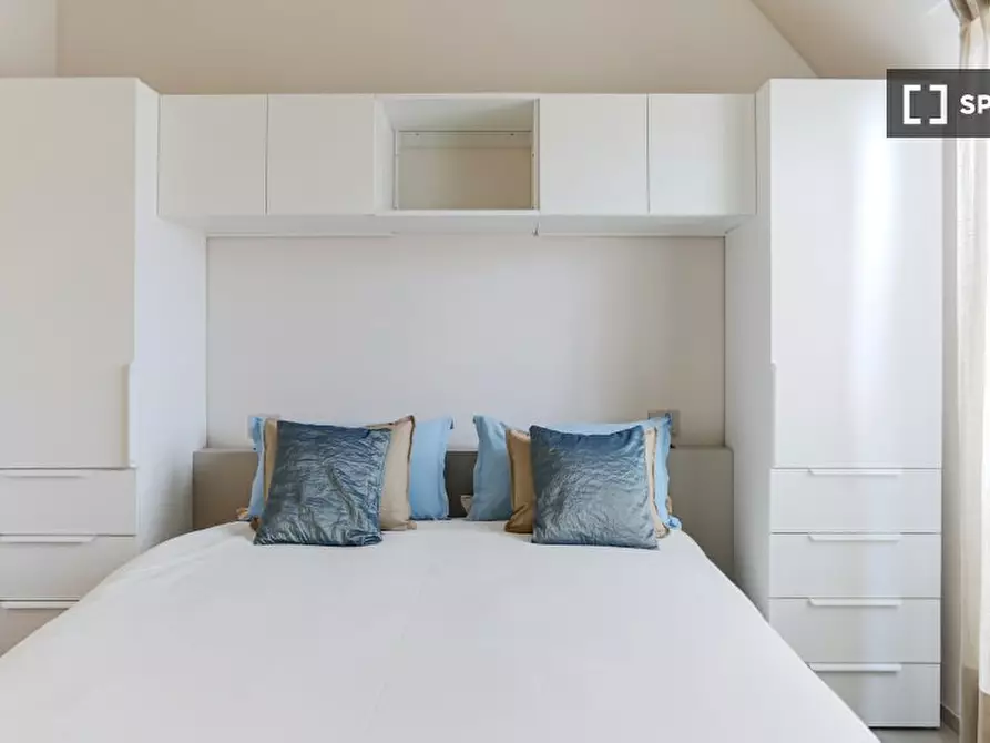 Immagine 16 di Appartamento in affitto  in Via Doberdò a Milano