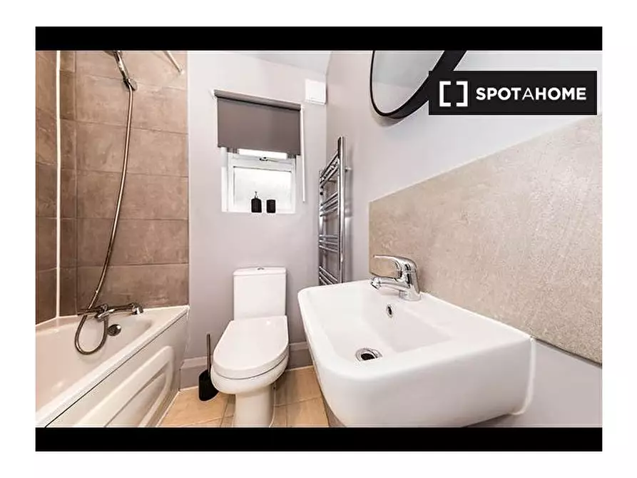 Immagine 5 di Appartamento in affitto  in Cedar Rd a Croydon