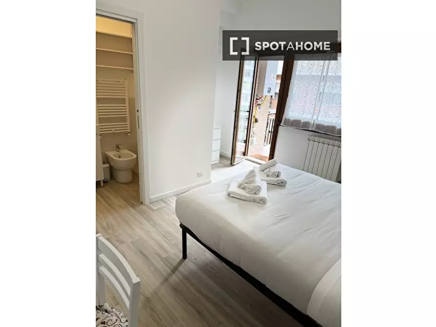 Immagine 18 di Camera condivisa in affitto  in Via Cerreto di Spoleto a Roma