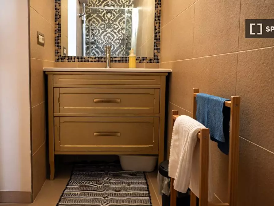 Immagine 11 di Appartamento in affitto  in Via Merulana a Roma