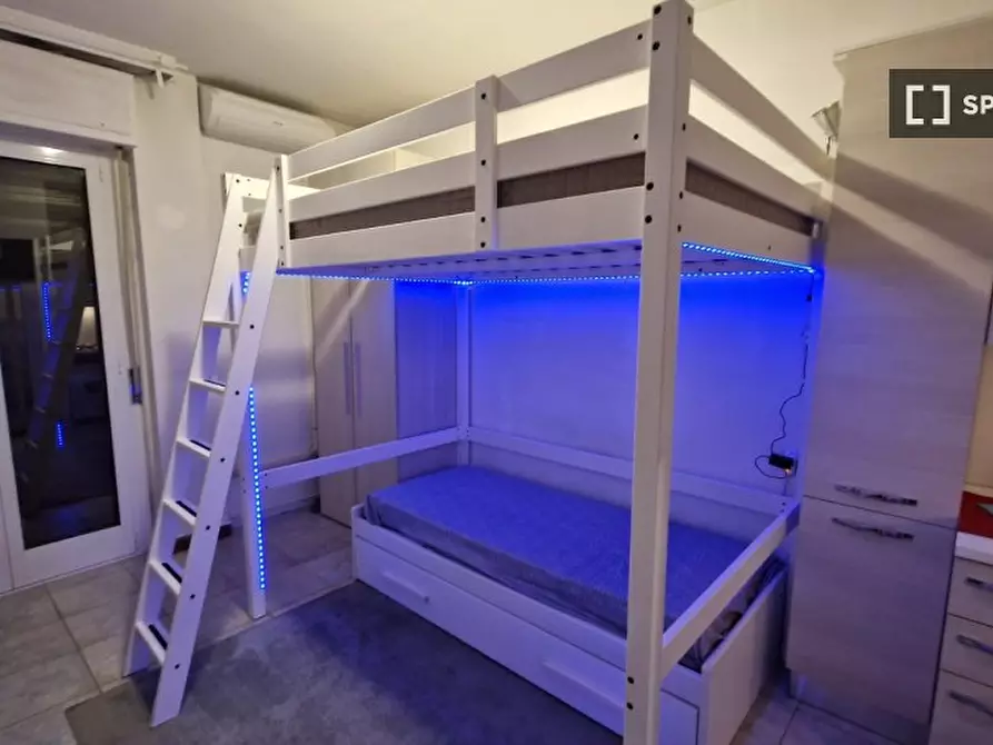 Immagine 2 di Ufficio in affitto  in Viale Umbria a Milano