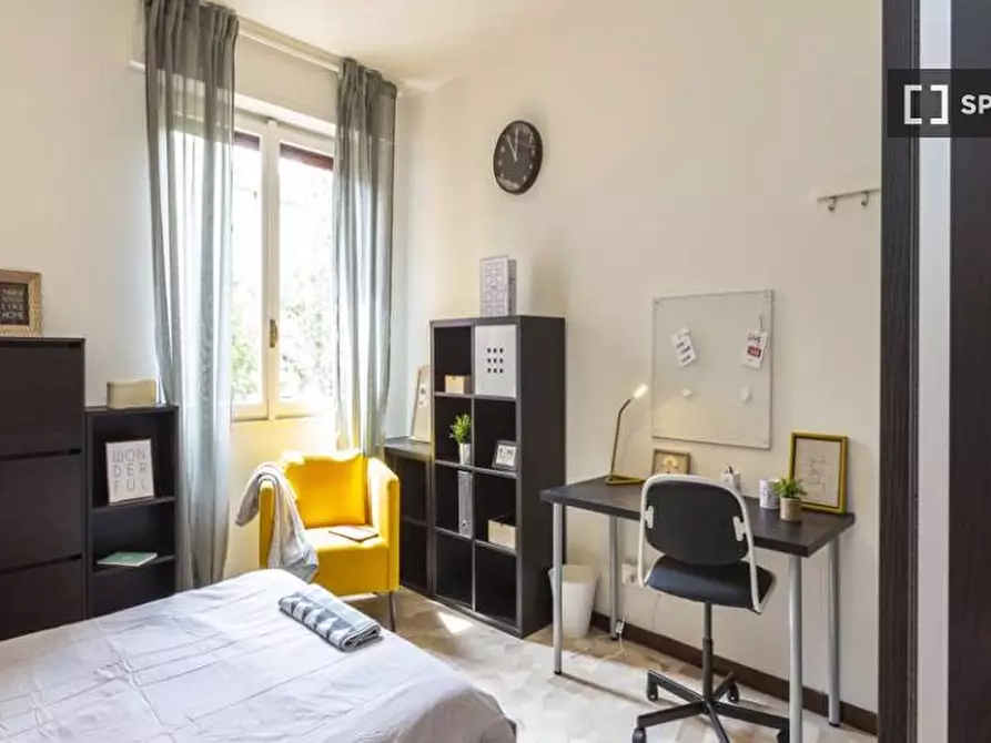 Immagine 6 di Camera condivisa in affitto  in Via Lorenteggio a Milano