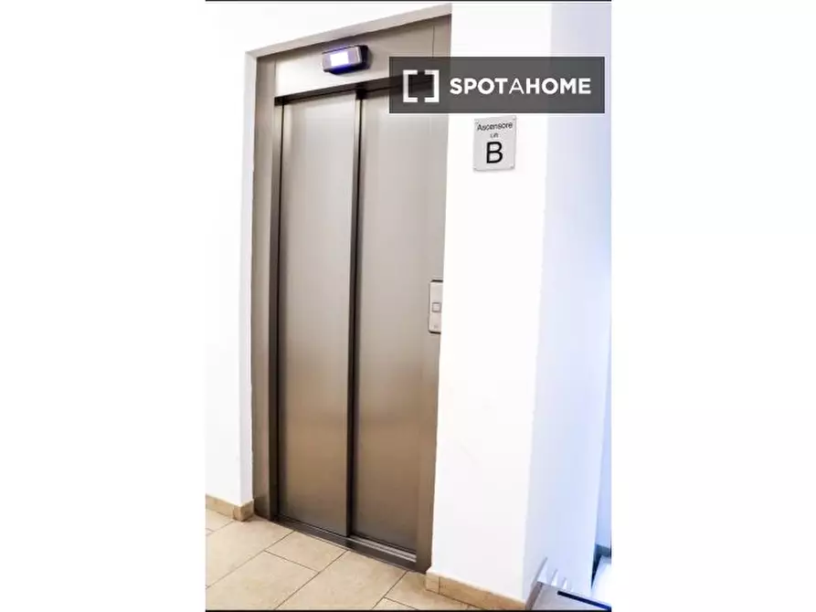 Immagine 11 di Ufficio in affitto  in Viale Belfiore a Firenze