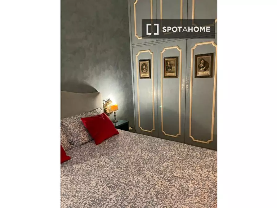 Immagine 13 di Appartamento in affitto  in Piazza Santa Felicita a Firenze