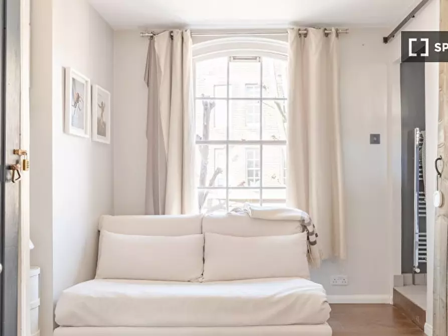 Immagine 10 di Appartamento in affitto  in Ligonier St a Poplar