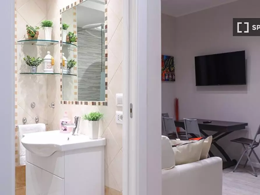 Immagine 14 di Appartamento in affitto  in Via S. Calocero a Milano