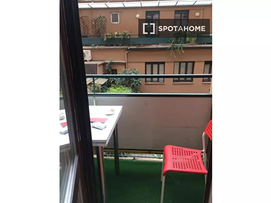 Immagine 3 di Appartamento in affitto  in Viale Regina Giovanna a Milano