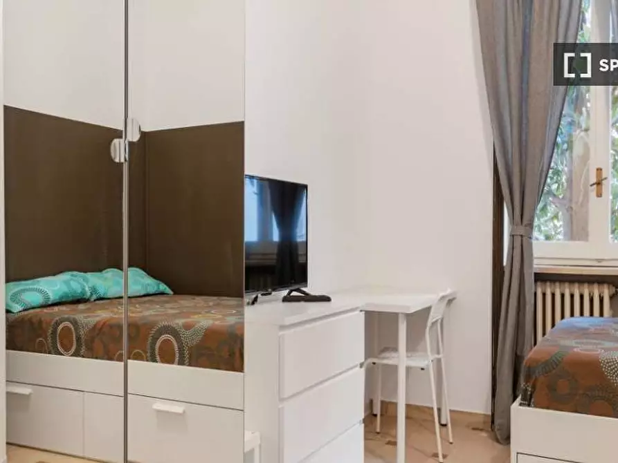 Immagine 4 di Camera condivisa in affitto  in Via Lentasio a Milano