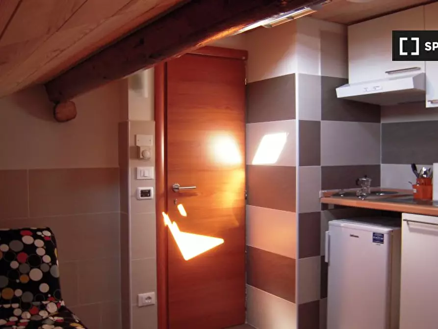 Immagine 3 di Ufficio in affitto  in Via della Barca a Bologna