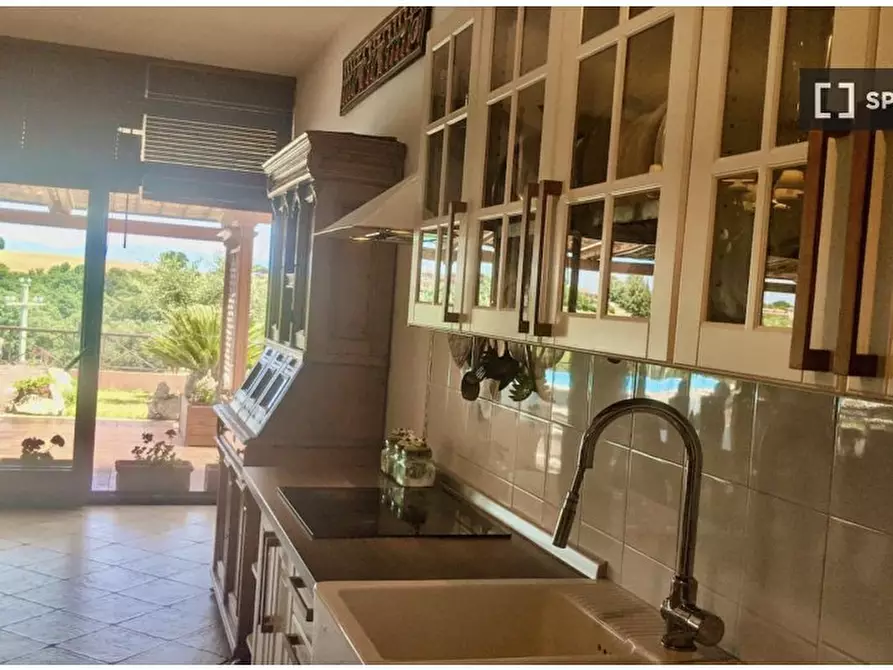 Immagine 4 di Appartamento in affitto  in Via Codette a Roma