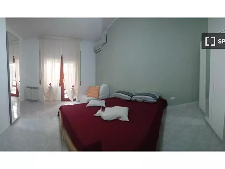 Immagine 4 di Camera condivisa in affitto  in Via Guido Castelnuovo, 00146 Roma RM, Italy a Roma