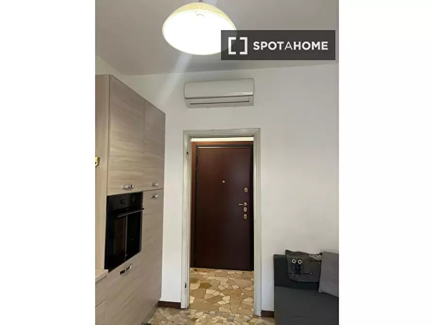 Immagine 4 di Appartamento in affitto  in Via Emilio de Marchi a Milano