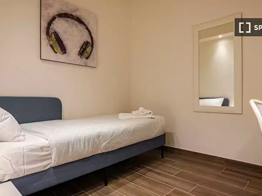 Immagine 6 di Appartamento in affitto  in Via de' Falegnami a Bologna