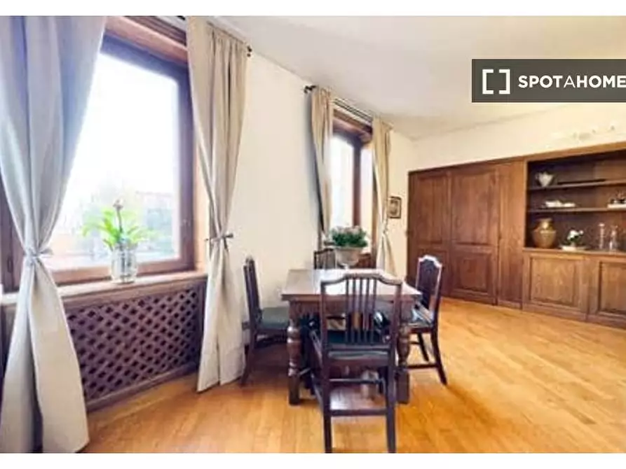 Immagine 3 di Appartamento in affitto  in Via Giulia a Roma