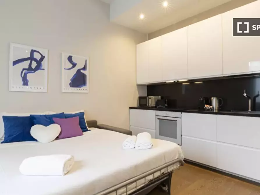 Immagine 12 di Appartamento in affitto  in Via della Moscova a Milano