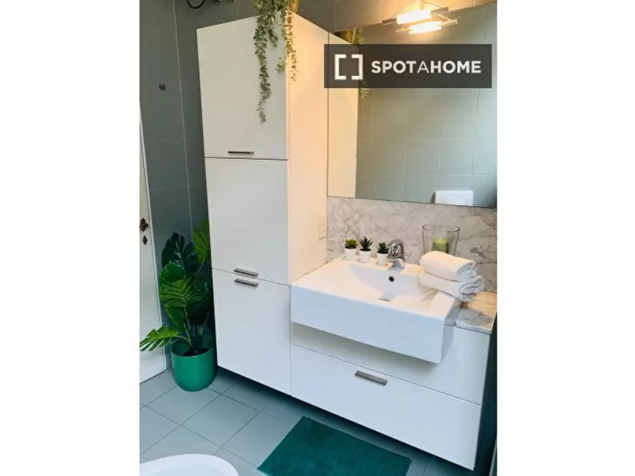 Immagine 3 di Camera condivisa in affitto  in Via Giovanni Boccaccio a Milano