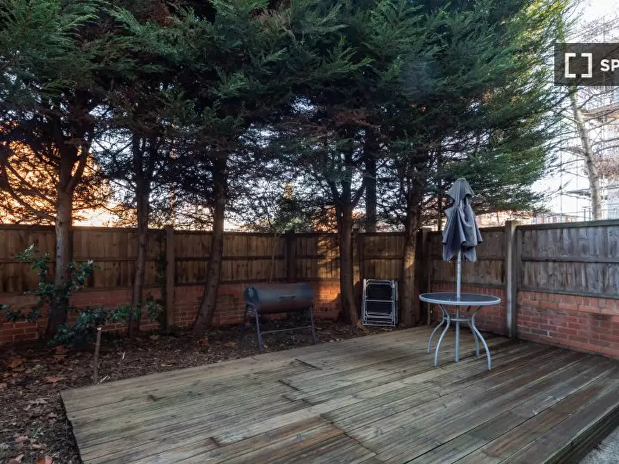 Immagine 5 di Appartamento in affitto  in A Southwold Rd a Hackney