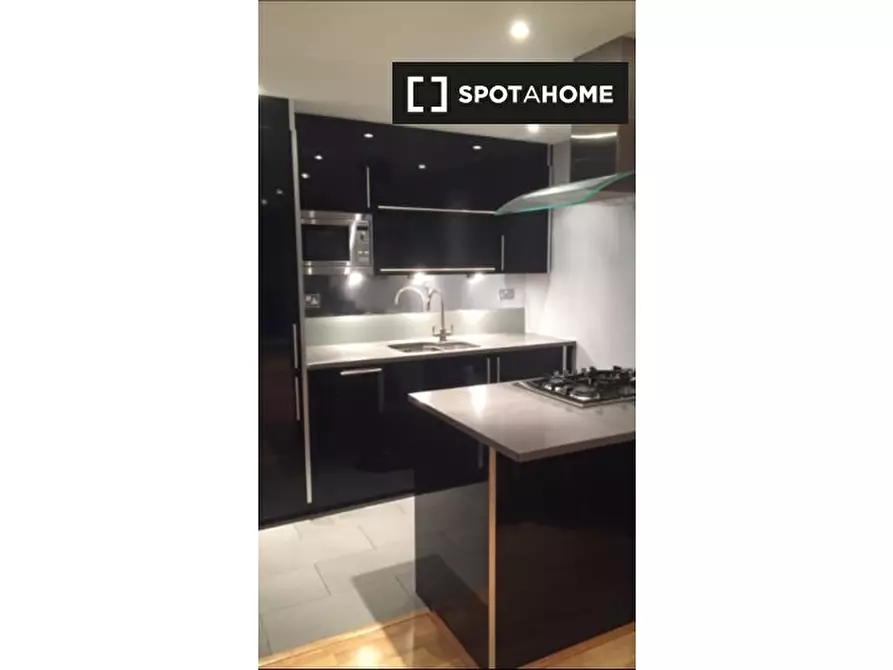 Immagine 3 di Camera condivisa in affitto  in Cosmopolitain Court a Enfield