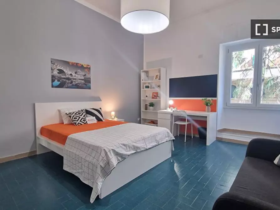 Immagine 3 di Camera condivisa in affitto  in Via Sabotino a Roma