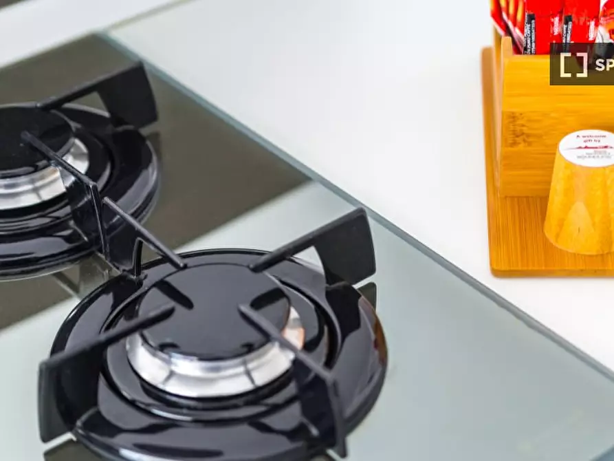 Immagine 18 di Appartamento in affitto  in Via Salve D'Esposito a Napoli