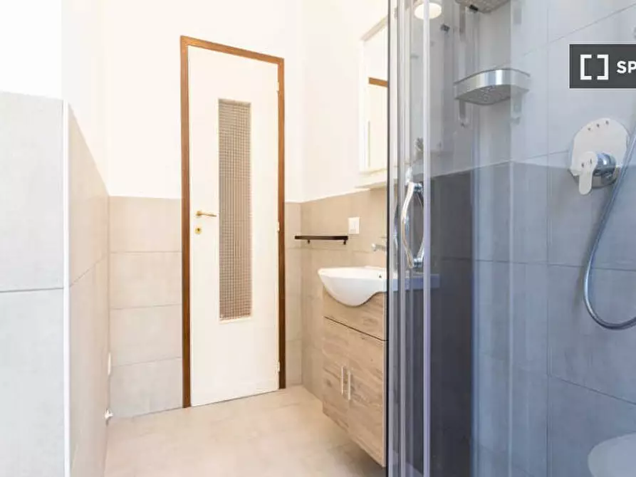 Immagine 19 di Camera condivisa in affitto  in Via Nino Oxilia a Milano