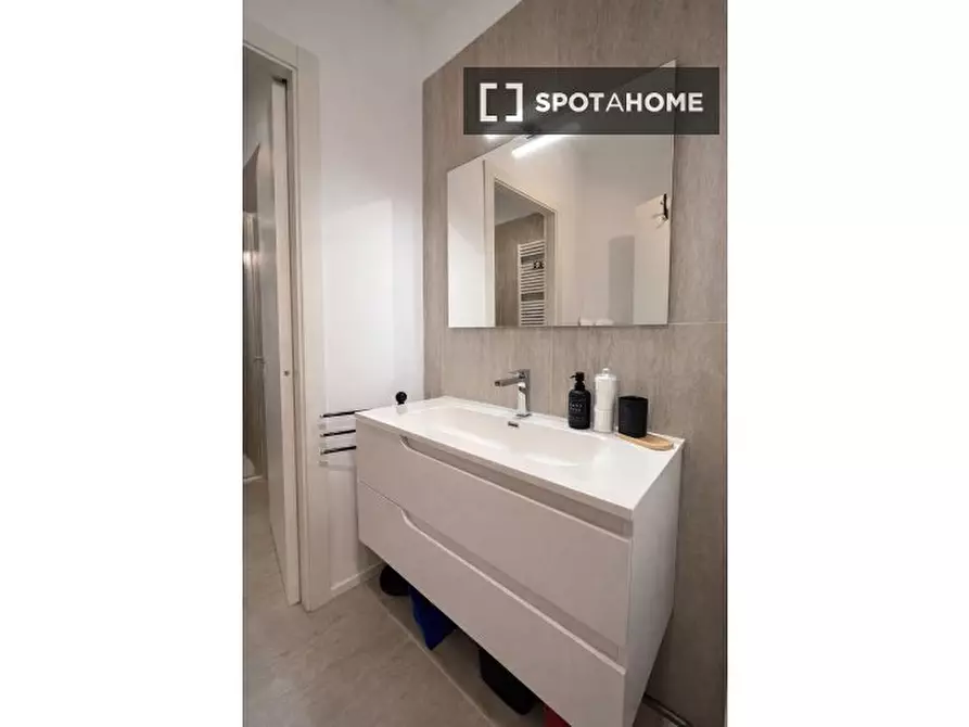 Immagine 6 di Appartamento in affitto  in Via Francesco Brioschi a Milano