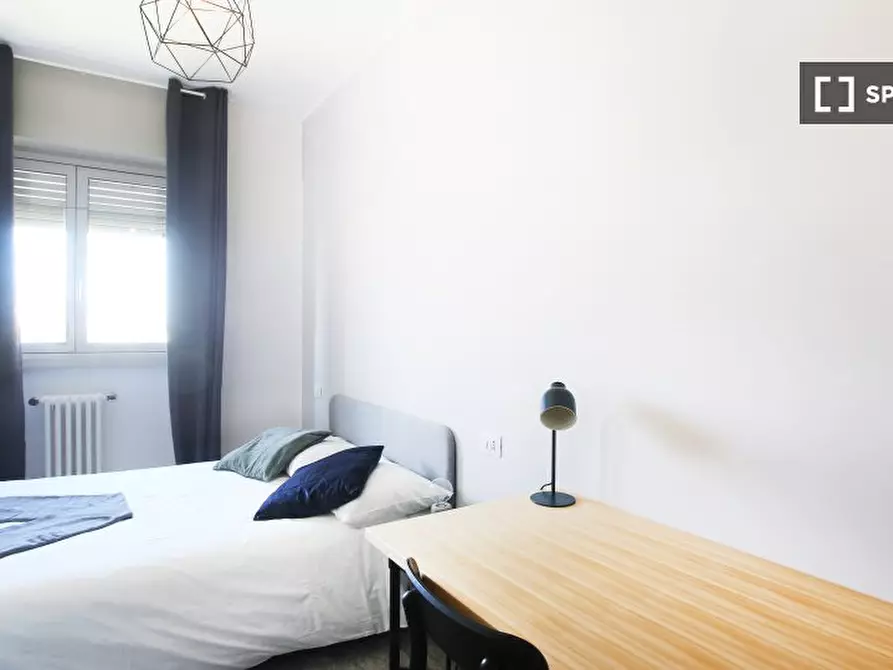 Immagine 5 di Camera condivisa in affitto  in Via Benjamin Constant a Milano