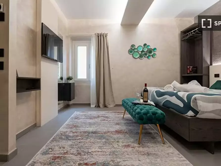 Immagine 6 di Camera condivisa in affitto  in Via Faenza a Firenze