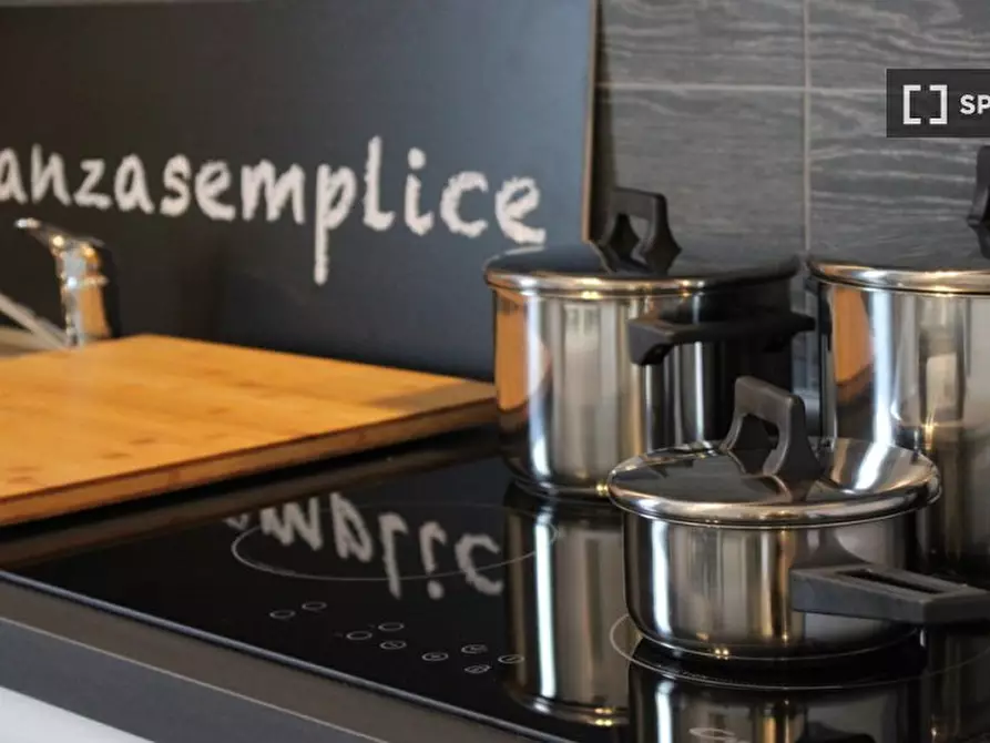 Immagine 8 di Camera condivisa in affitto  in Europa a Brescia