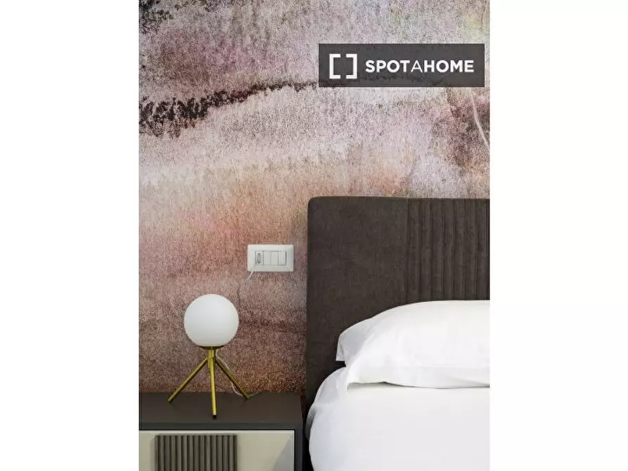 Immagine 8 di Appartamento in affitto  in Via delle Mimose a Roma