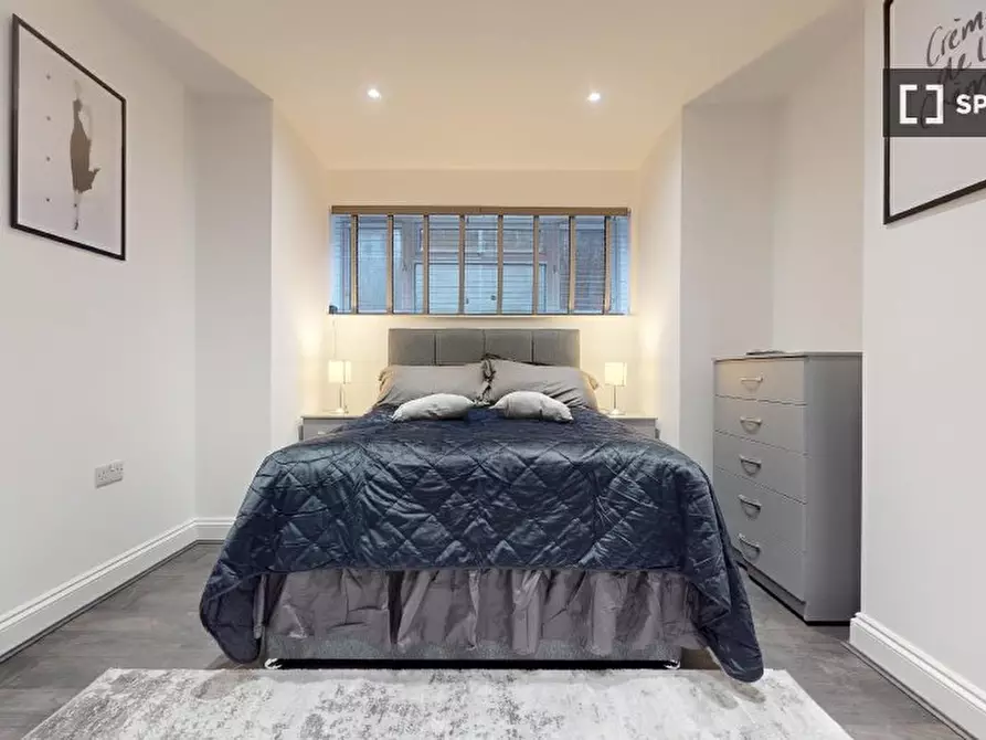 Immagine 10 di Appartamento in affitto  in Blenheim Gardens a Brent