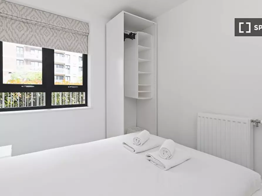 Immagine 19 di Appartamento in affitto  in Lakeside Dr a Brent