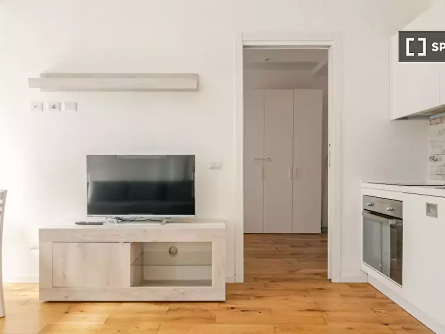 Immagine 4 di Ufficio in affitto  in Via Alfonso Capecelatro a Milano