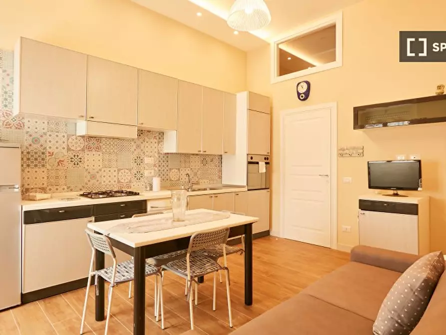 Immagine 3 di Appartamento in affitto  in Via Foggia a Napoli