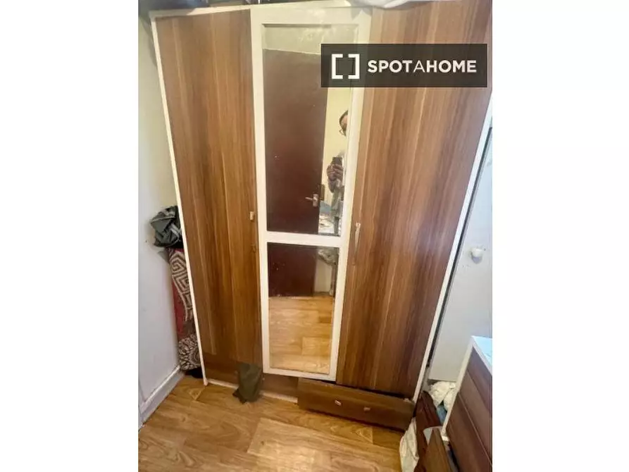 Immagine 2 di Camera condivisa in affitto  in Offord Rd a Islington