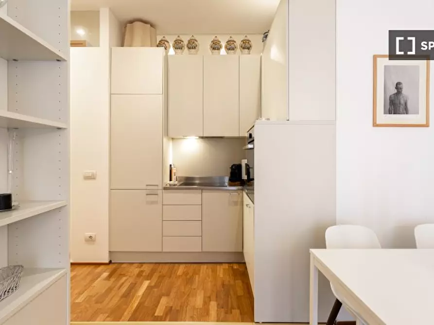 Immagine 7 di Appartamento in affitto  in Via Disciplini a Milano