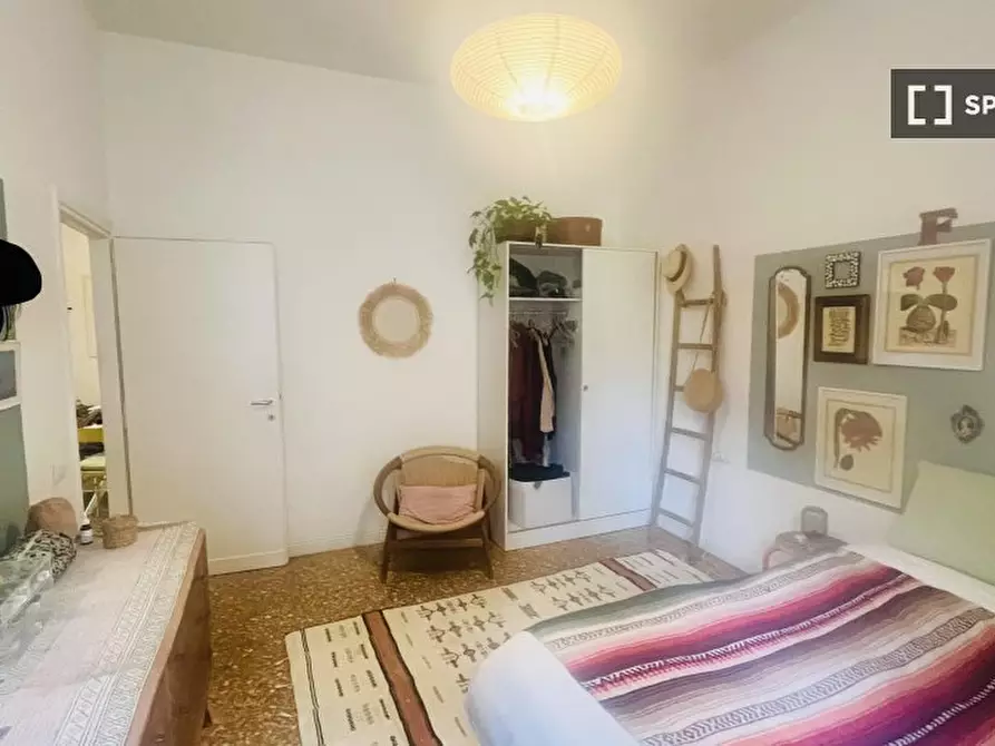 Immagine 1 di Camera condivisa in affitto  in Via Giuseppe Cei a Roma
