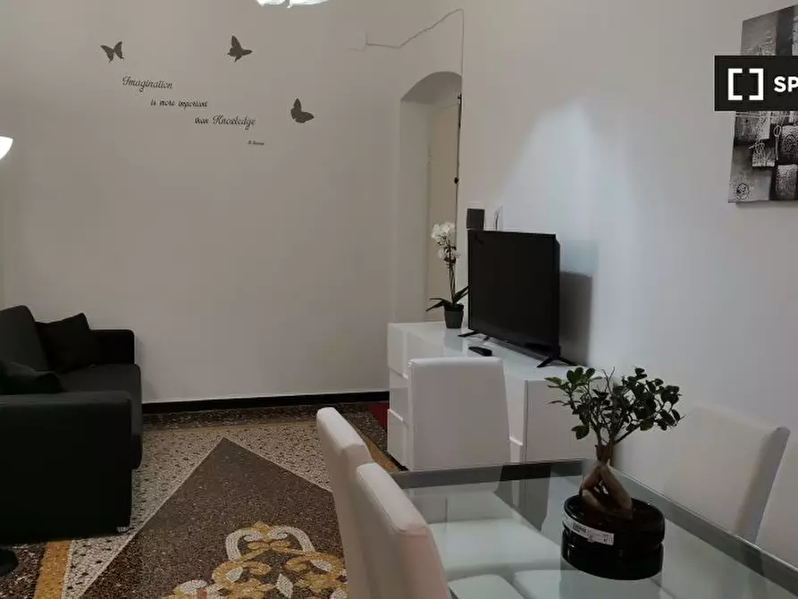 Immagine 17 di Camera condivisa in affitto  in Via Venezia a Genova
