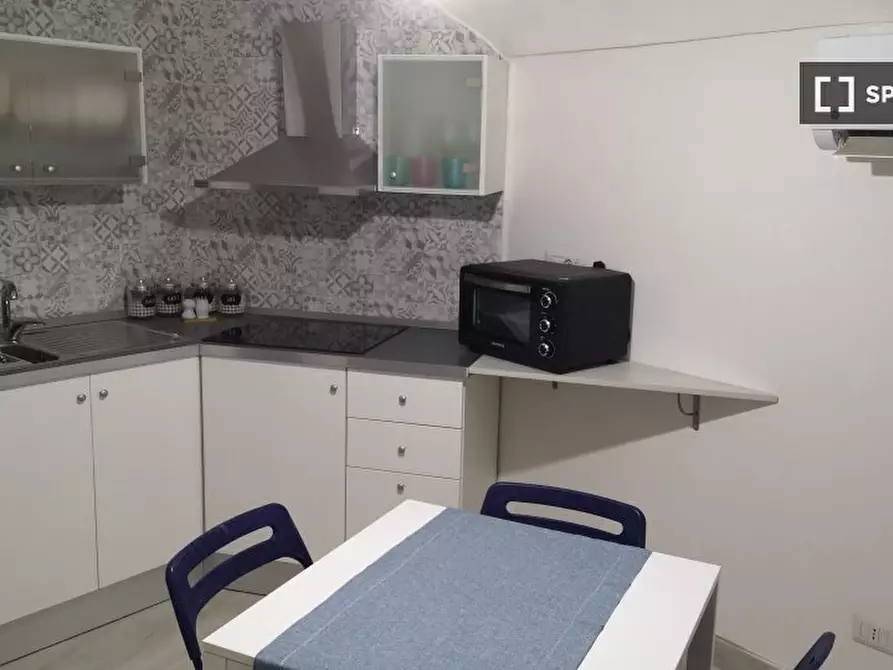 Immagine 2 di Appartamento in affitto  in Salita Sant'Antonio Ai Monti a Napoli