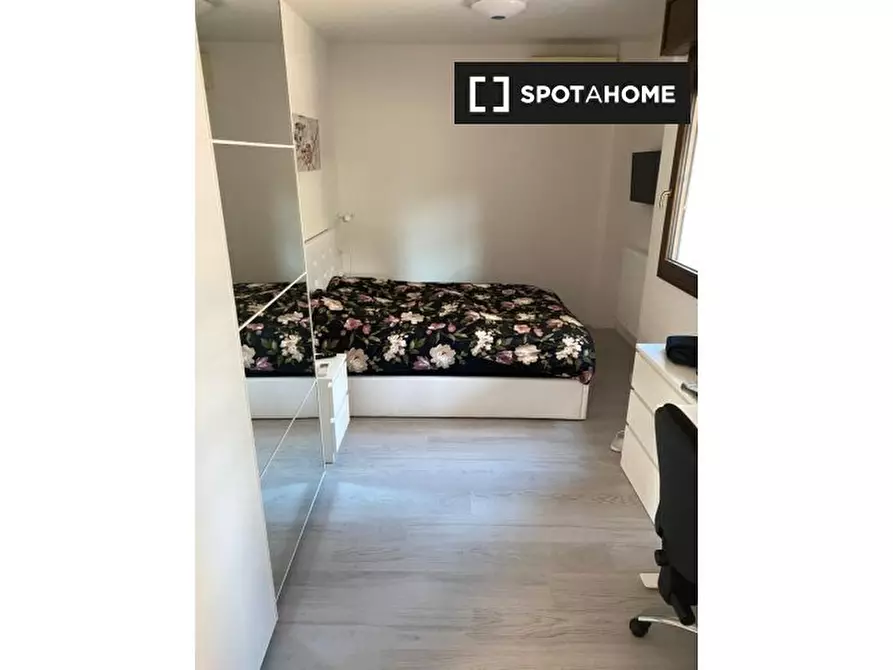 Immagine 13 di Appartamento in affitto  in Via Elio Bernardi a Bologna